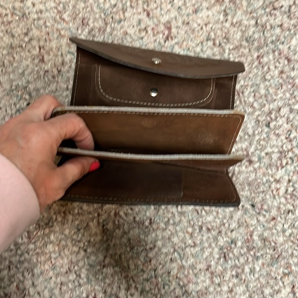 Vintage handmade leather wallet - Picture 4 of 9